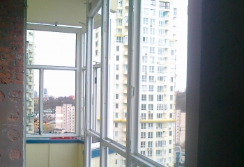 Встановлення вітражних вікон